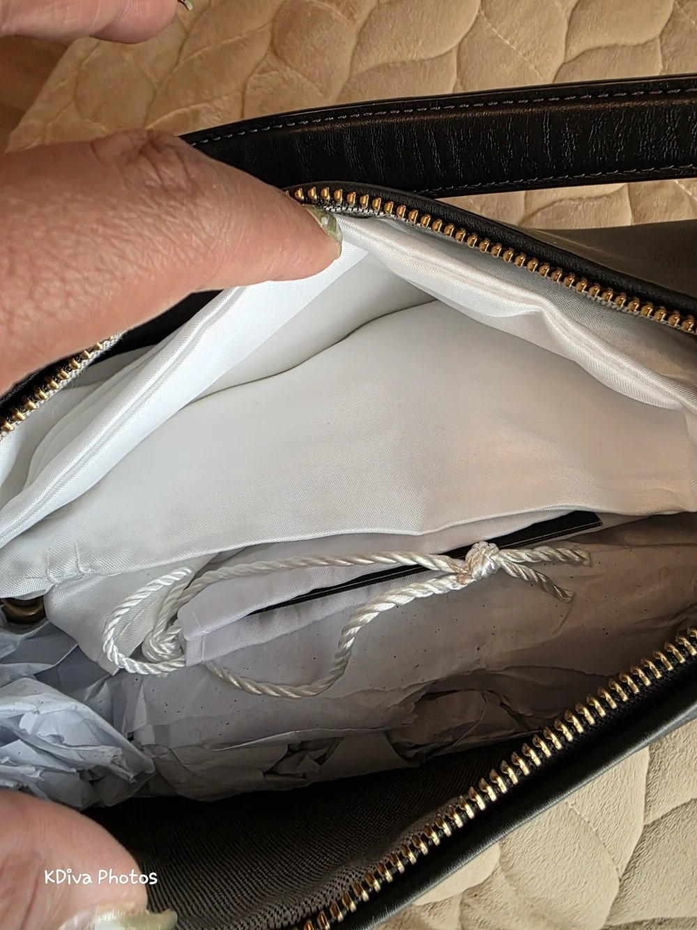 Coach Black Leather Shoulder Bag with Signature 'C' Hardware - Picture 5 of 5